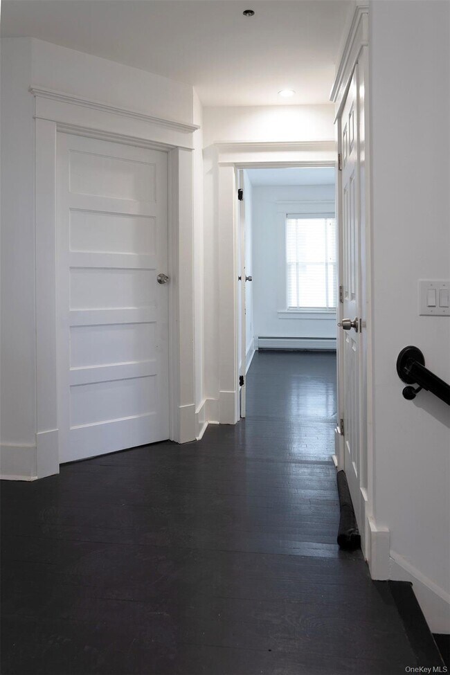 Building Photo - 17 Washington Ave