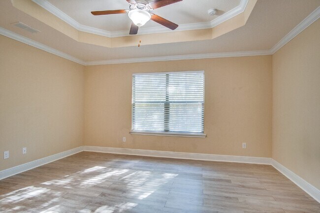 Building Photo - Modern 4BR/3BA Home Near NAS Pensacola – $500 Off Deposit for Qualified Active Duty Military – Pr...