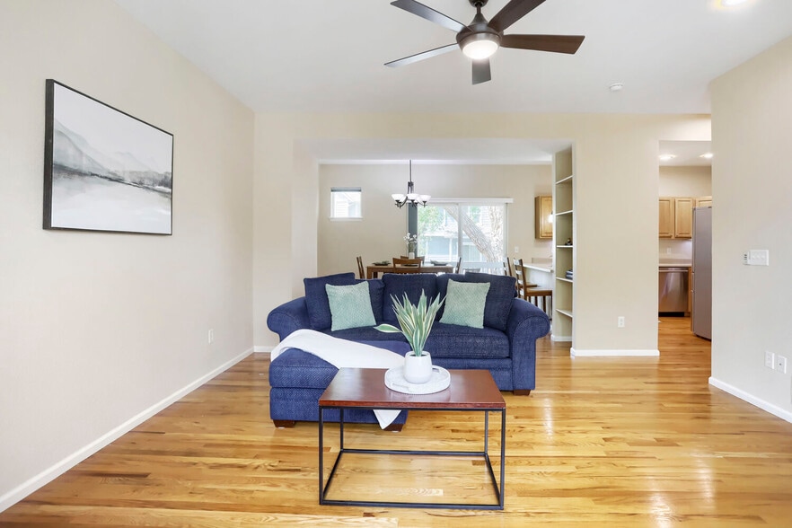 Living Room - 2261 Watersong Cir