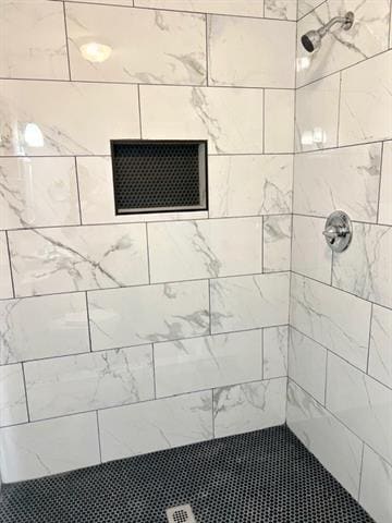 Building Photo - 210 Lakewood Dr