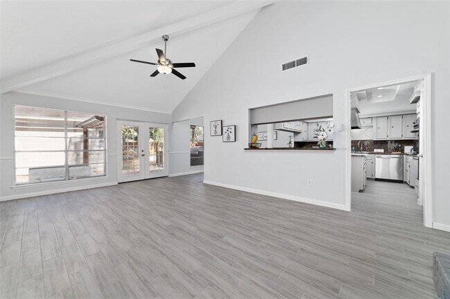 Building Photo - 22122 Woodrose Dr