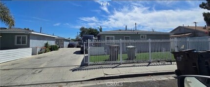Building Photo - 348 W Peach St