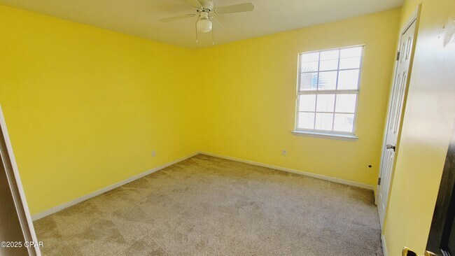 Building Photo - 1813 Arthur Ave