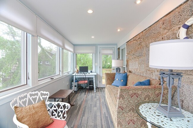 Building Photo - 93 Granite St