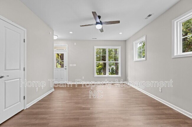 Building Photo - 214 N Guthrie Ave