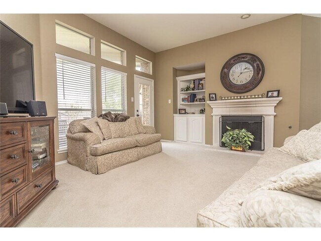 Building Photo - 5708 Bedford Ln