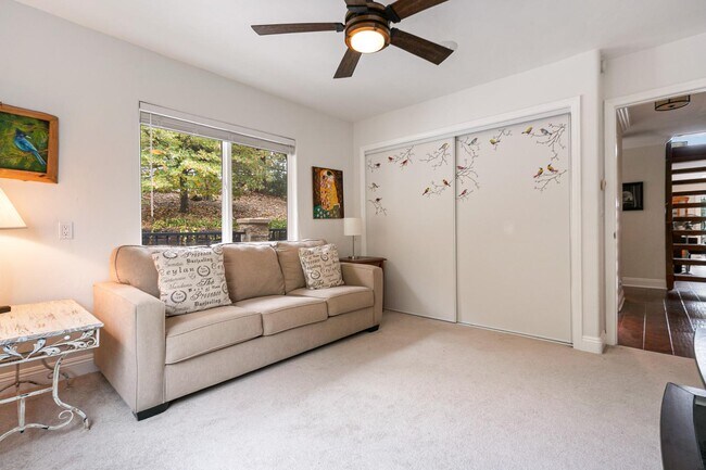 Building Photo - 27687 N Bay Rd