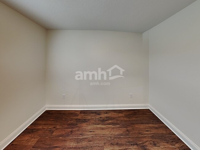 Building Photo - 8615 Belfort St