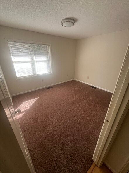 Building Photo - 5 Werner Ct