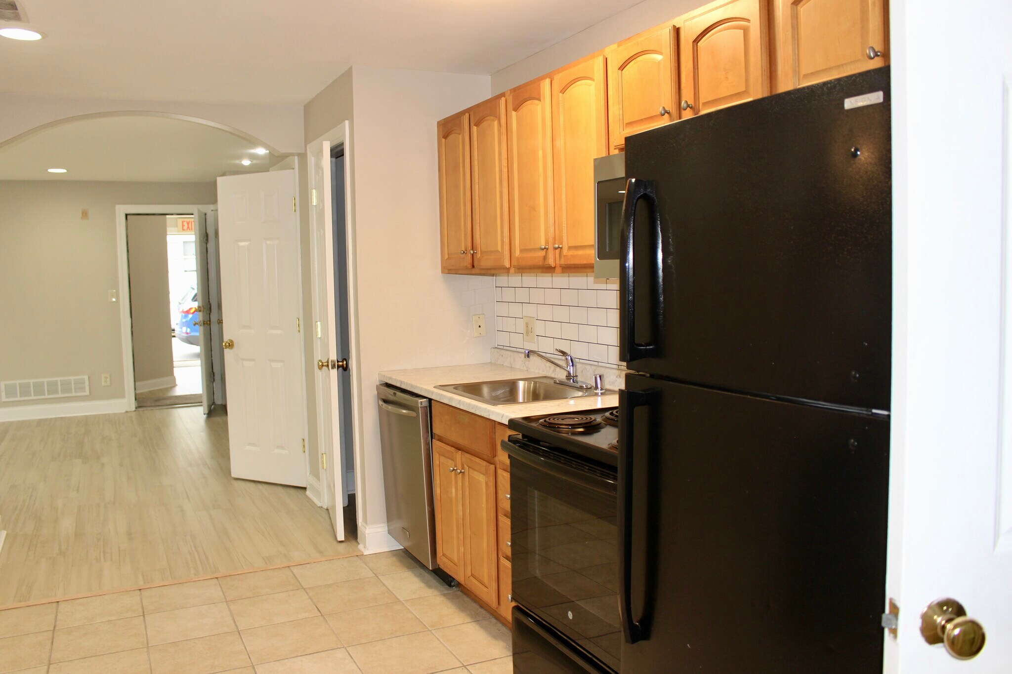 Kitchen - 1912 W 3rd St