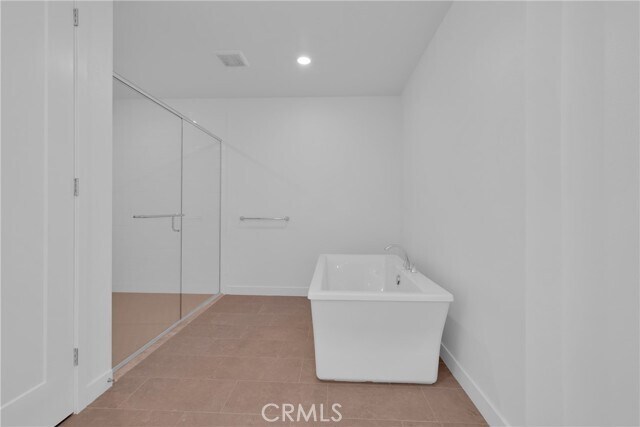 Building Photo - 3614 Rivington