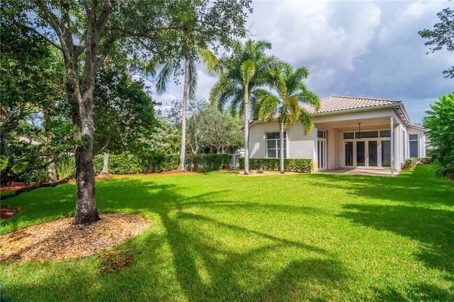 Primary Photo - 2519 Bay Pointe Ct