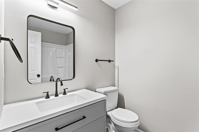 Building Photo - 1777 Twin Brooks Dr SE