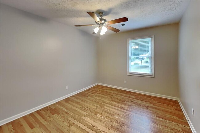 Building Photo - 1719 Colemans Landing