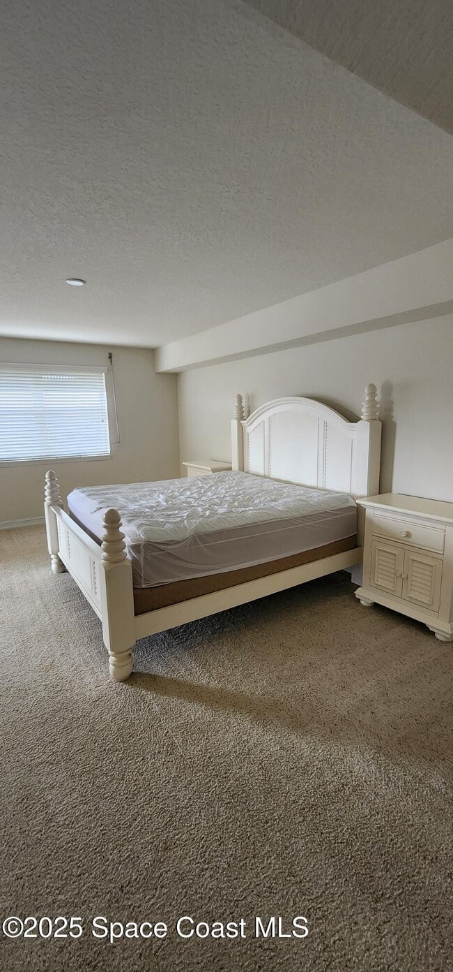 Building Photo - 134 Starboard Ln