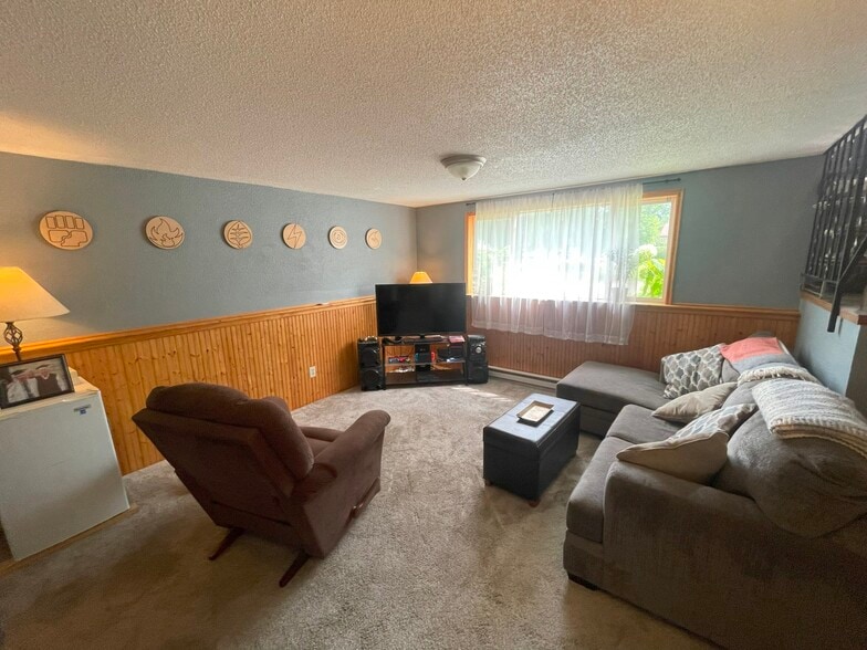 Building Photo - 2923 Heatherwood Cir S