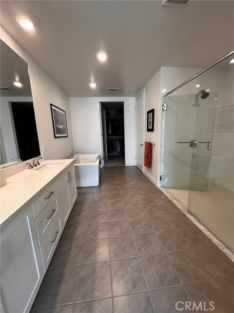 Building Photo - 3609 Rivington