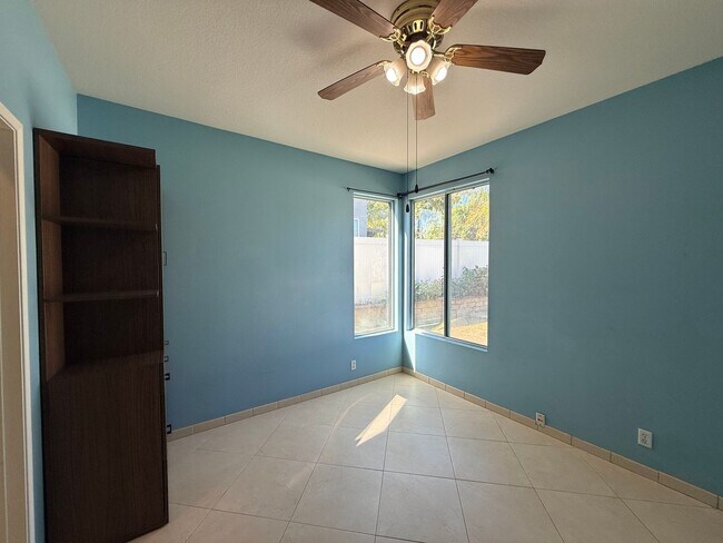 Building Photo - Stunning 5-Bedroom Pool Home in Corona is now available for rent