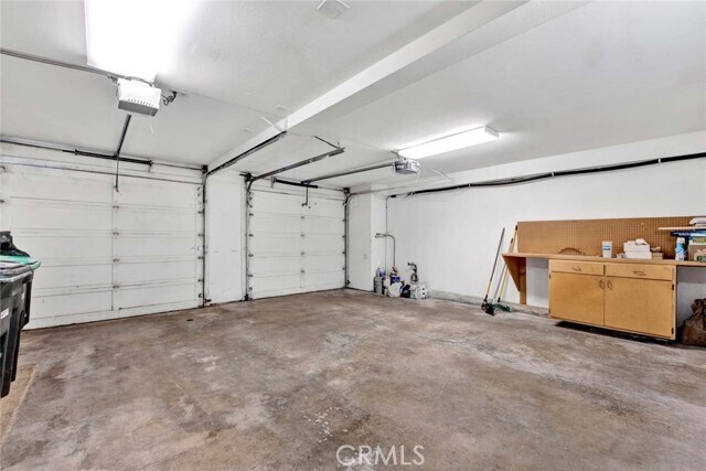 Building Photo - 804 Gardenia Way