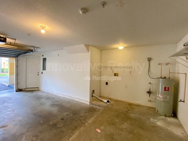 Building Photo - 1608 Legacy Park Dr