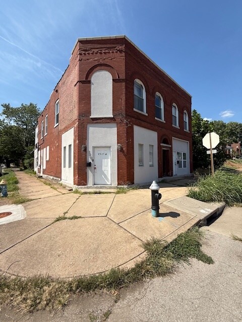 Primary Photo - 4535 Louisiana Ave