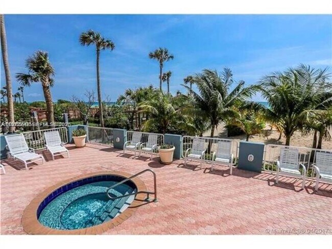 Building Photo - 9341 Collins Ave