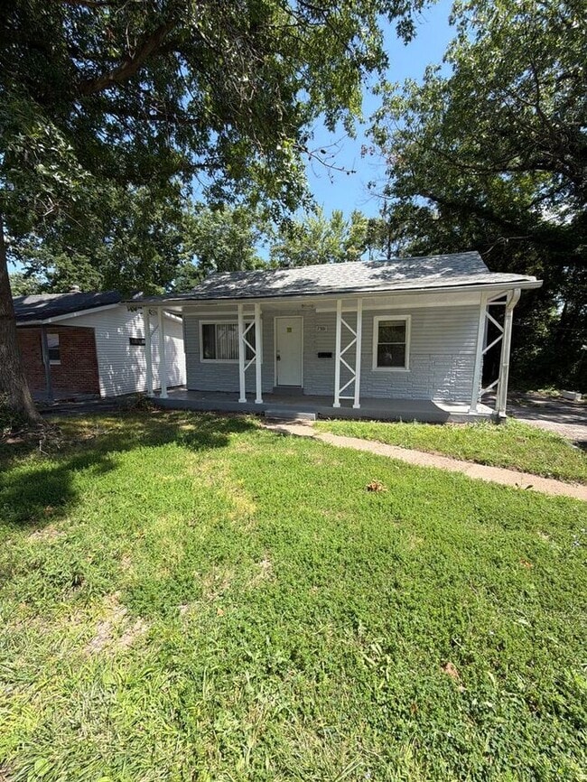 Building Photo - Delightful 2-bedroom, 1.5-bathroom single-family home