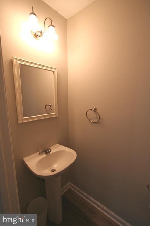 Building Photo - 6233 Sandpiper Ct