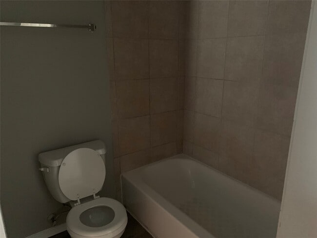 Building Photo - 3730 Lehall St