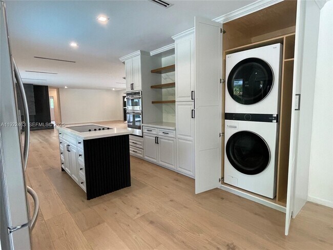 Building Photo - 7941 SW 143rd St