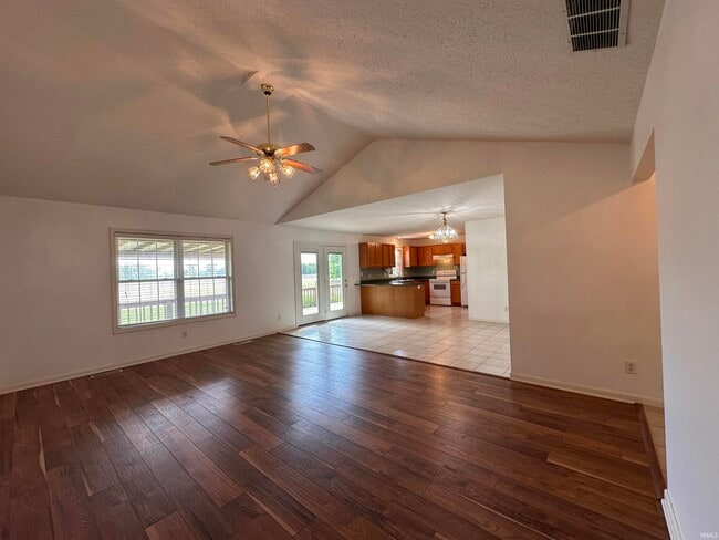 Building Photo - 7411 Bent Branch Dr