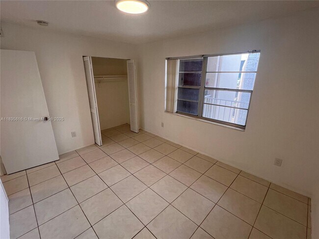 Building Photo - 7727 SW 86th St