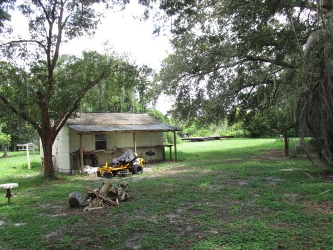 Building Photo - 5500 Lake Lizzie Dr
