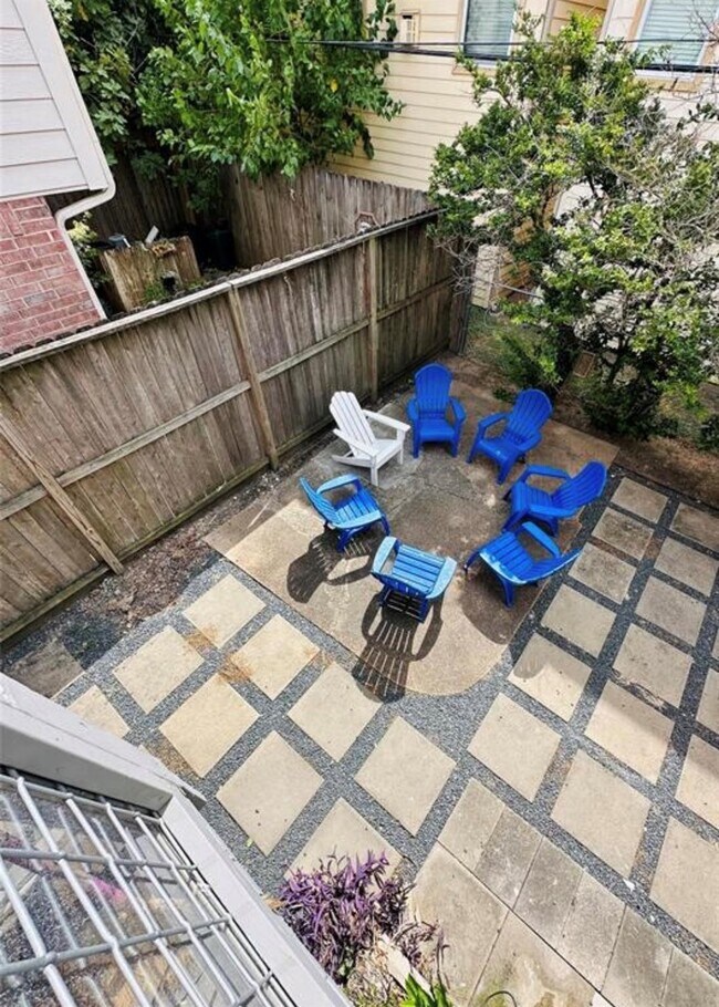 Building Photo - 1114 Joe Annie St