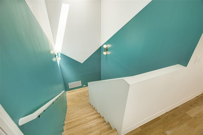 Building Photo - 3801 Grayson Ln