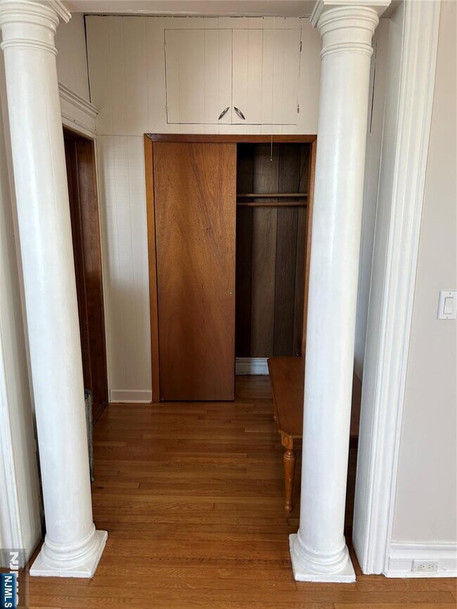 Building Photo - 192 Kearny Ave