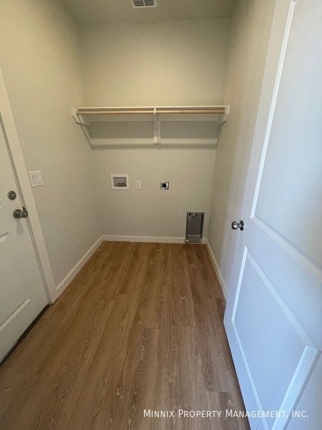 Building Photo - 5518 120th St