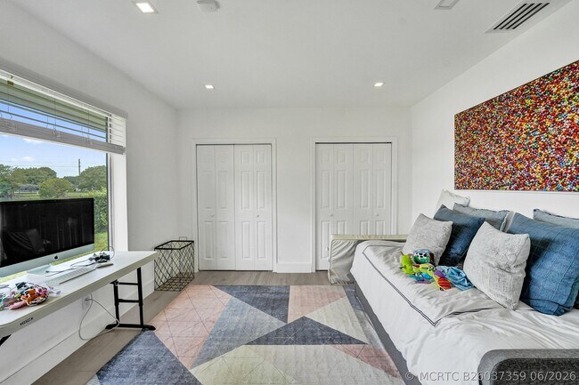 Building Photo - 3630 N 55th Ave