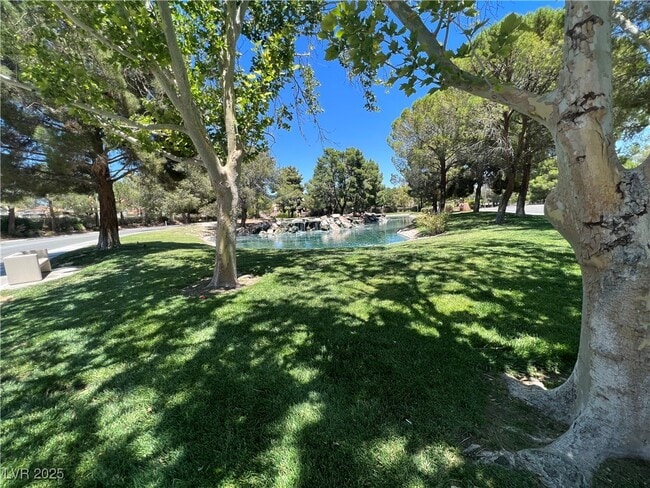 Building Photo - 2805 Willow Wind