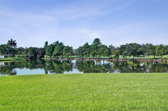 Building Photo - 12760 Vista Isles Dr