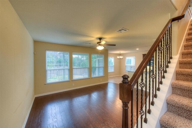 Building Photo - 8608 White Ibis Dr