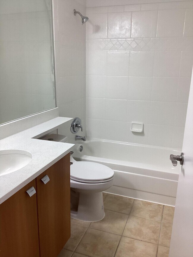 Building Photo - 1011 Crystal Way