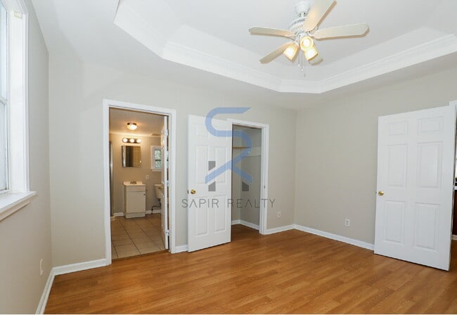 Building Photo - Move in before January 15th and get $100 OFF your rent for the first 3 months — PLUS a $250 Amazo...