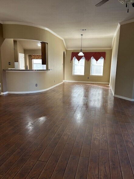 Building Photo - 4815 Stetson Dr N