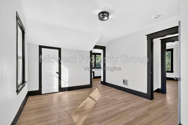 Building Photo - 11560 Old Halls Ferry Rd