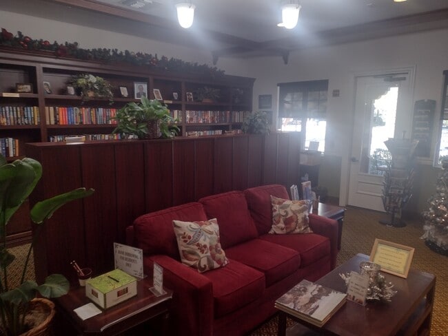 Building Photo - 8256 Triplett Ln