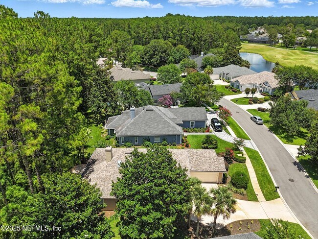 Building Photo - 4565 E Seneca Dr