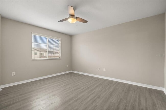Building Photo - 1155 Water Iris Wy