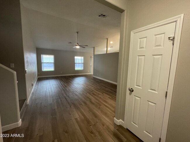 Building Photo - 607 S Winthrop St