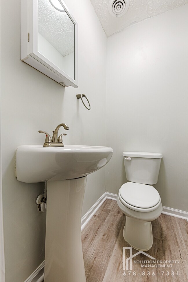 Building Photo - 4283 E Paulding Dr